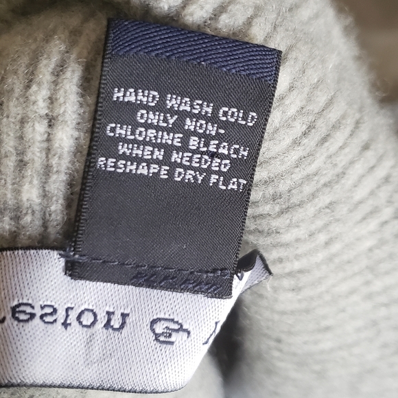 Cashmere lambswool sweater - Picture 3 of 3